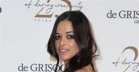 Michelle Rodriguez Flashes Major Side Boob in Cannes,。